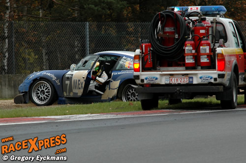 Bert Longin kreeg te kampen met een band die van de velg liep